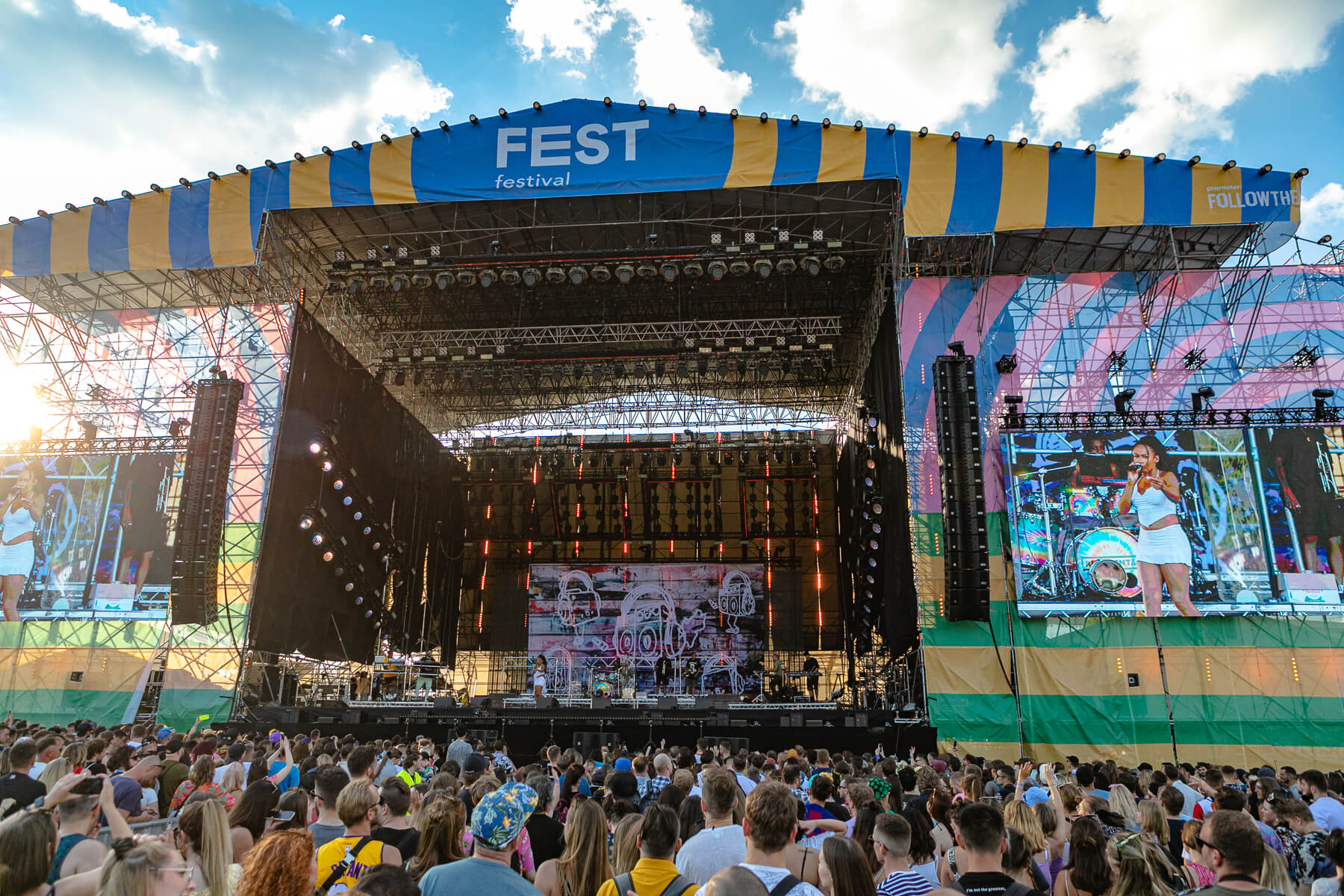 Main stage at Fest festival