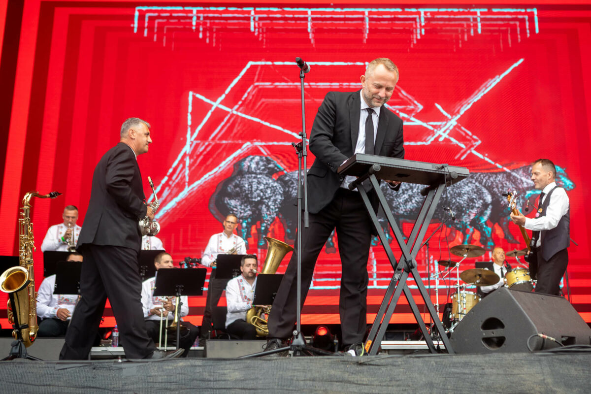 Bez Ladu a Skladu at Pohoda festival