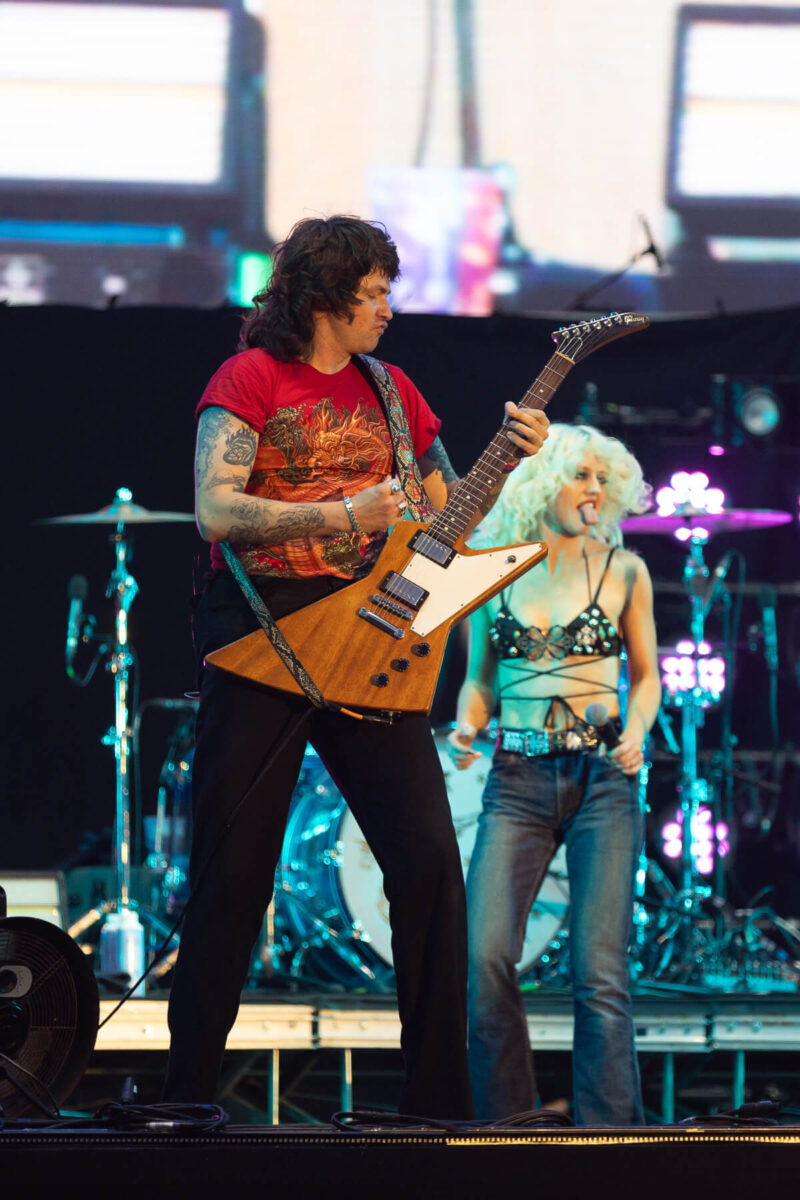 Amyl and The Sniffers